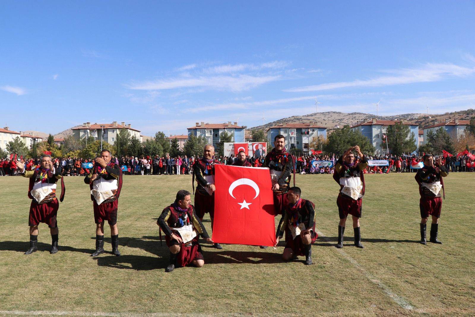 29 Ekim Cumhuriyet Bayramı, ilçemizde coşkulu ve anlamlı etkinliklerle kutlandı. 