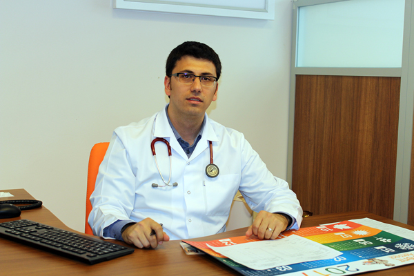 Dinar Devlet Hastanesinde 3 Doktor Görevine Başladı