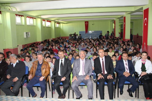 İlçemiz'de Okul öncesi Ve İlkokulda “trafik Eğitimi” Başladı