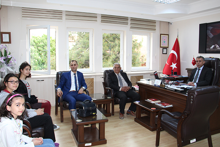Dinar’da “ufka Yolculuk” Yarışmasında ödül Alan öğrencilerimiz