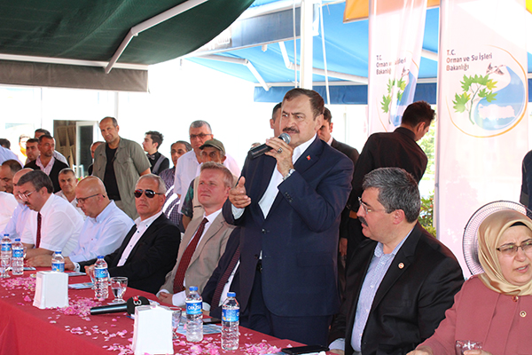 Bakan Eroğlu'nun Katılımıyla Ramazan Bayramı Programı Düzenlendi