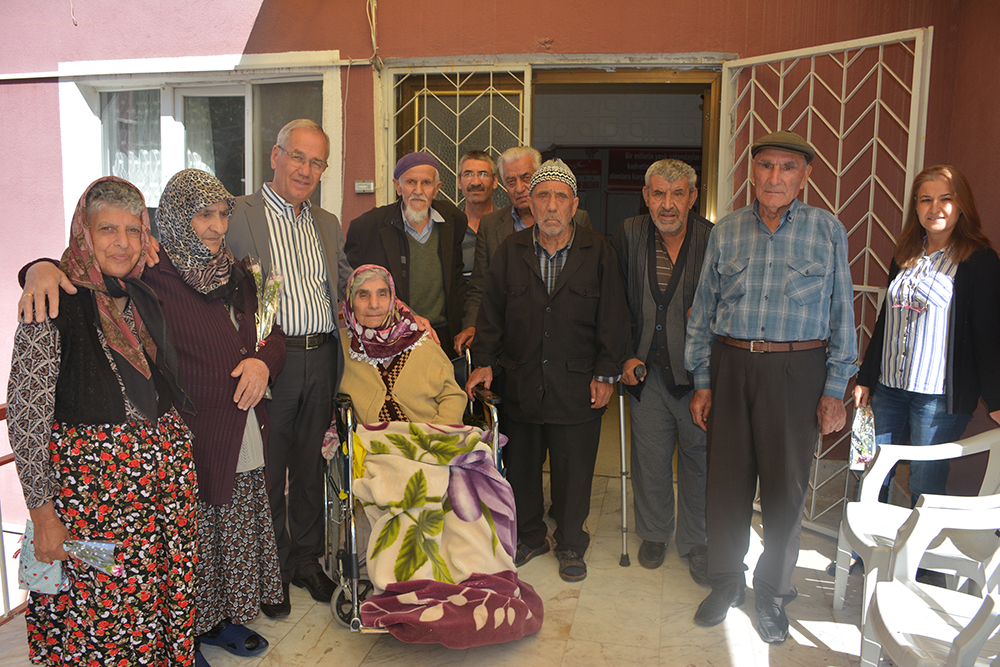 Yaşlılar Gününde Acar’dan Ziyaret