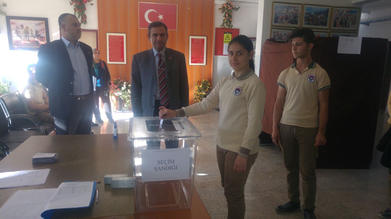 Dinar Mehmet çavuş Anadolu Lisesi Okul Meclis Başkanlığı Seçimi