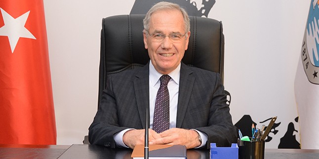 Başkan Saffet Acar 29 Ekim Cumhuriyet Bayram'ı Mesajı Yayınladı.