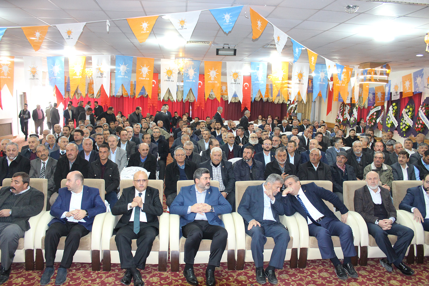 Ak Parti Dinar 6.olağan Kongresi Yapıldı