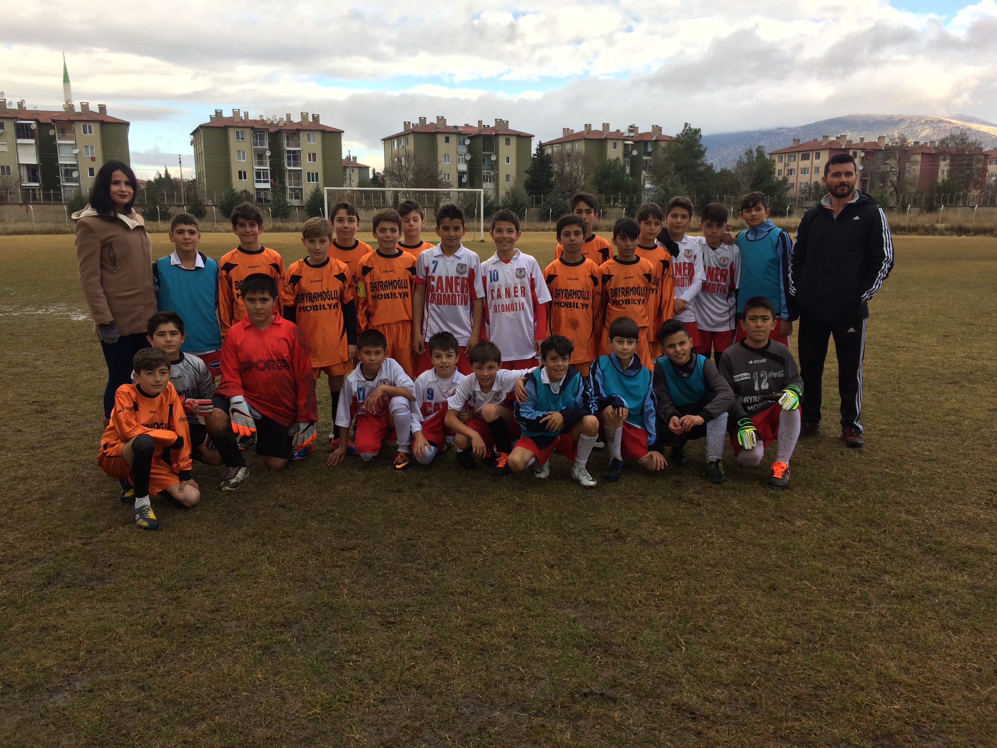 Dinar’da Okul Sporında Minik Erkekler Futbol Maçları Tamamlandı
