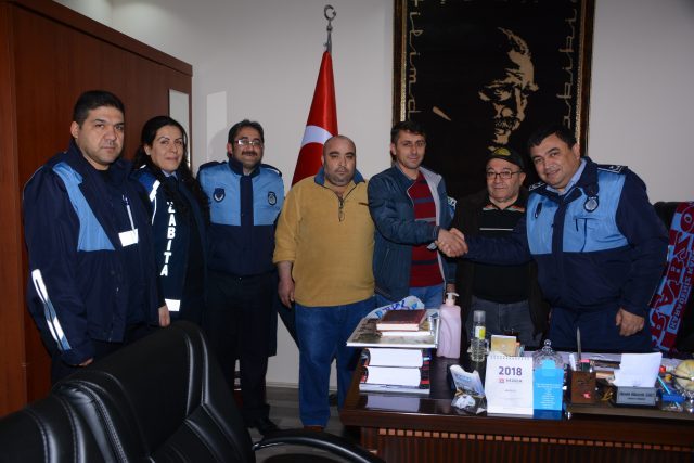 Zabıta Ekiplerinin çabası İle Bin 110 Tl Nin Sahibi Bulundu
