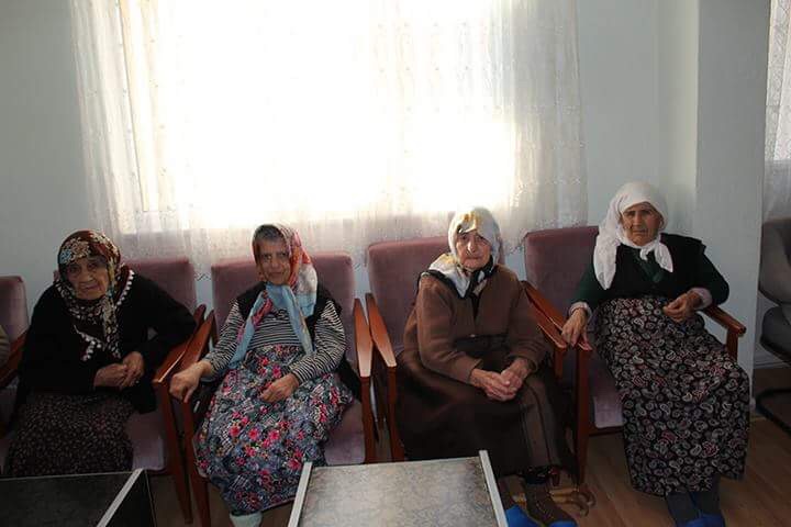 Gazeteciler Huzur Evini Ziyaret Etti