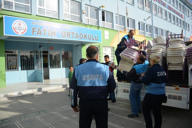 Başkan Acar’dan Okullarımıza Eğitim Yardımı