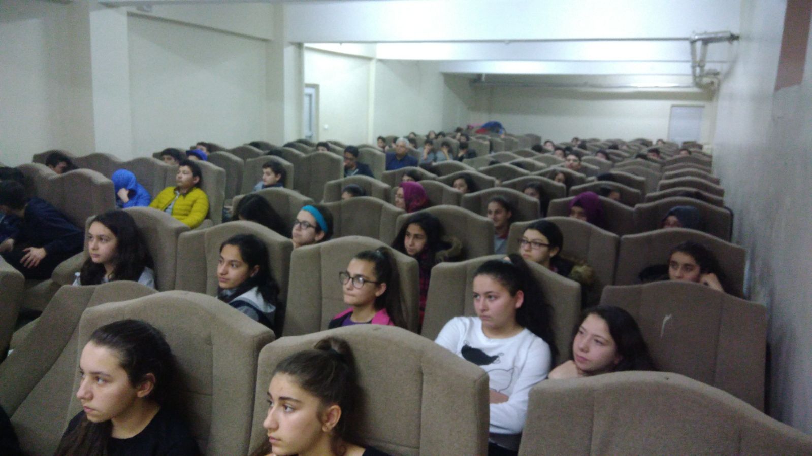 Dinar şehit Piyade Uzman çavuş Selçuk Gürdal Ortaokulu’nda Kariyer Günü Etkinlikleri