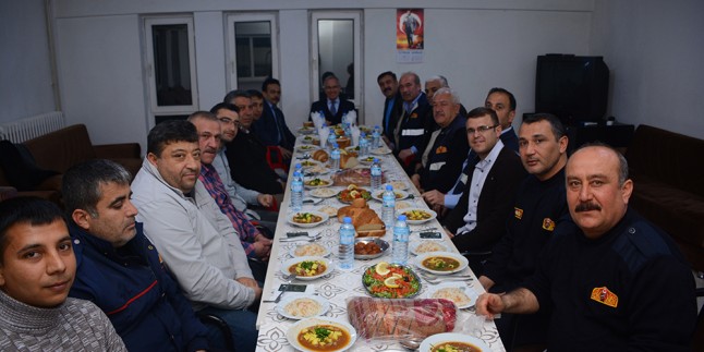 İtfaiye Müdürlüğü Başkan Acar’ı Ağırladı