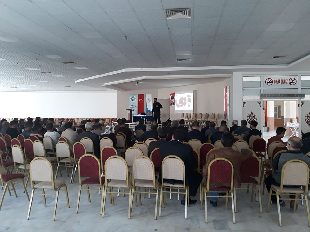 Dinar Denetimli Serbestlik Müdürlüğünden Seminer