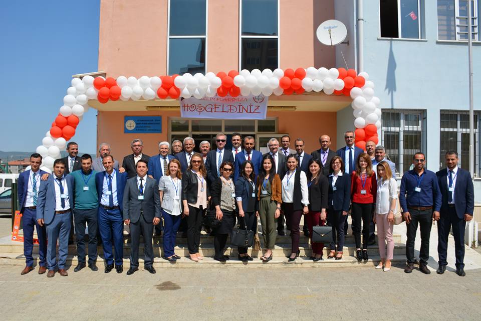 Selçuk Gürdal Ortaokulunda Bilim Fuarı Düzenlendi