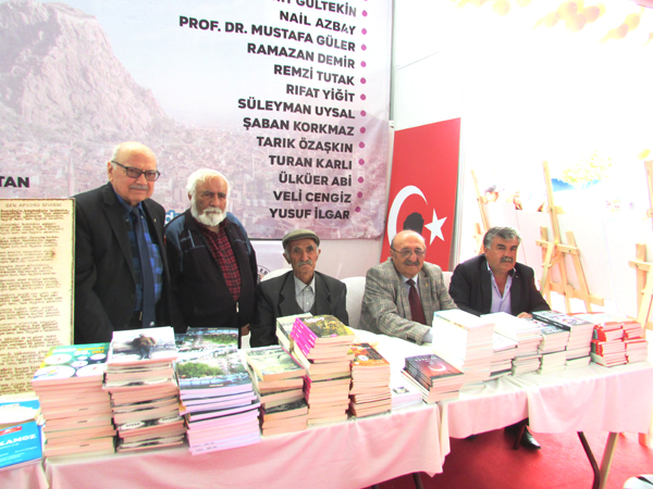 1000 Kitap Kapış Kapış Bir Saatte Bitti