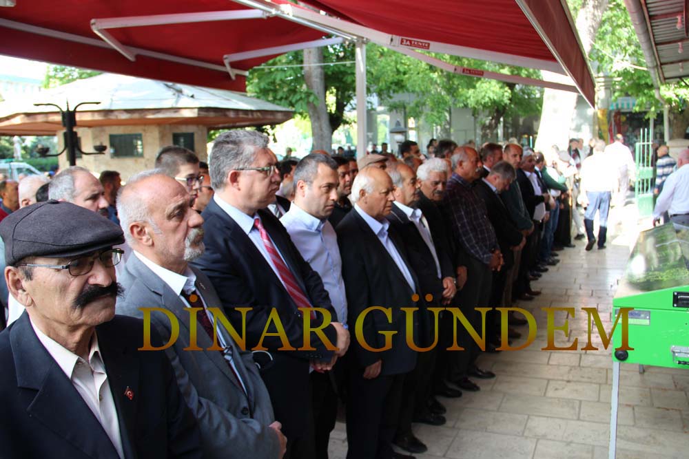 Chp Dinar İlçe Başkanı Mevlüt Er’in Babası Halis Er Son Yolculuğuna Uğurlandı