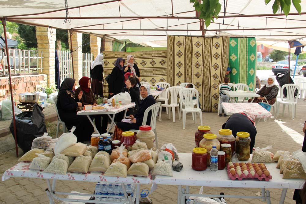 Hafızlık Kursu Yararına Kermes Açıldı