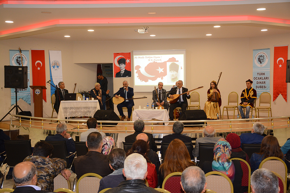 Dinar’ın İlçe Oluşunun 110. Yılı Uluslararası Âşıklar Bayramıyla Kutlandı
