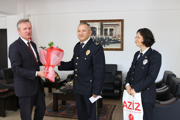 Polis Haftası Nedeniyle Ziyaretler Başladı