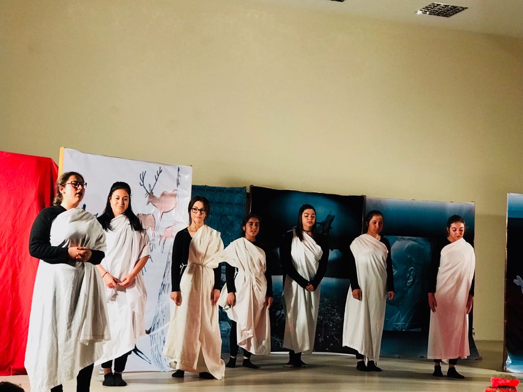 Lise öğrencileri Bilim Ve Sanatı Buluşturdu
