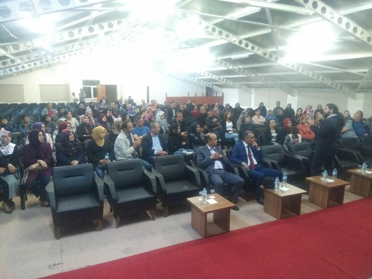 Psikolog Eğitim Uzmanı özkan şenol Dinar'da
