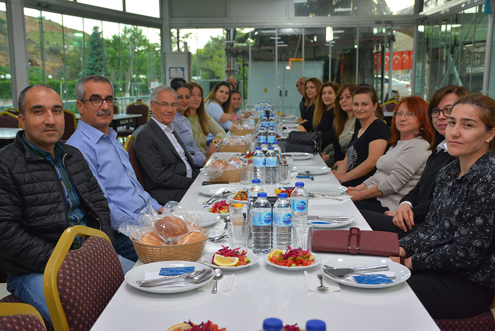 Başkan Acar’dan Teşekkür Yemeği