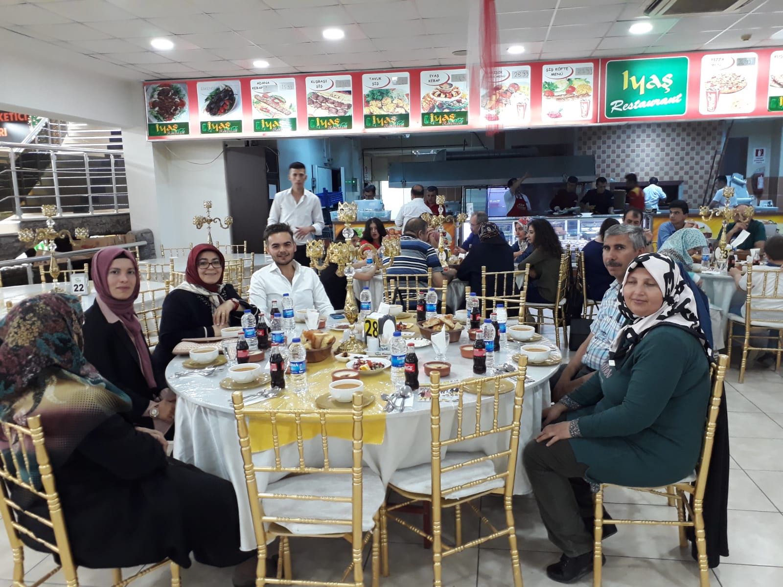 Müdür Yardımcısına Veda Yemeği
