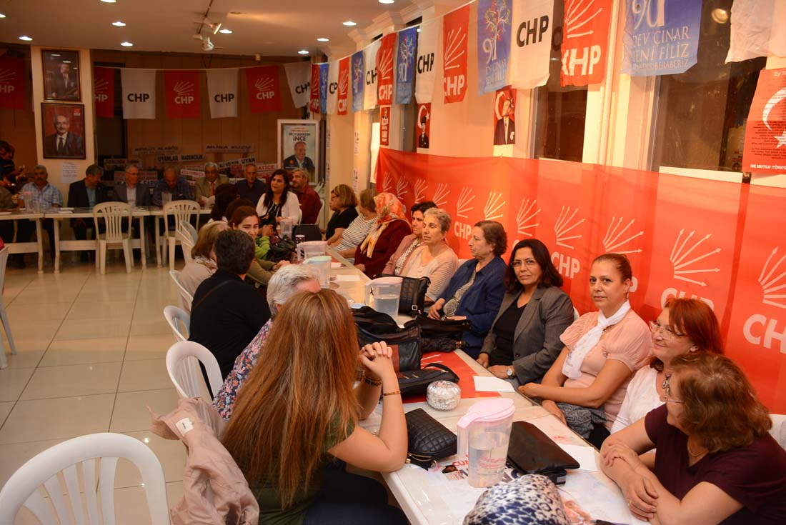 Başkan Acar Ve İyi Parti Kadın Kolları, Chp’sine Ziyaret