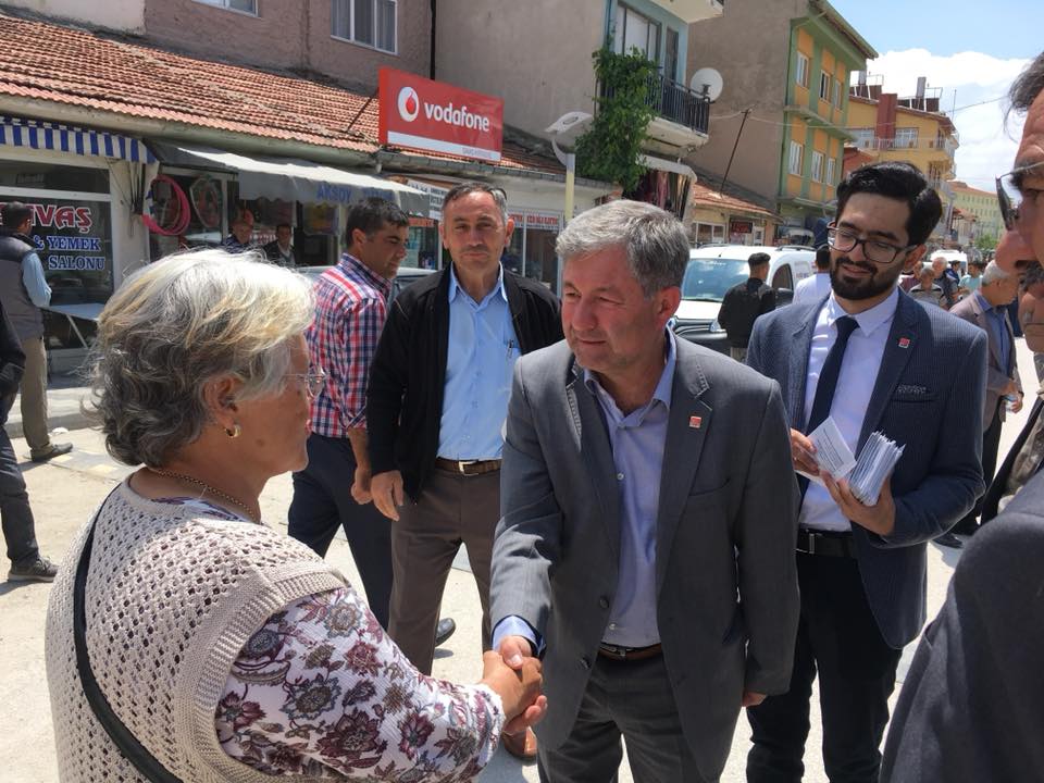 Hakan Uyan, Afyonkarahisar'ın Tüm İlçelerinde Büyük İlgi Görüyor
