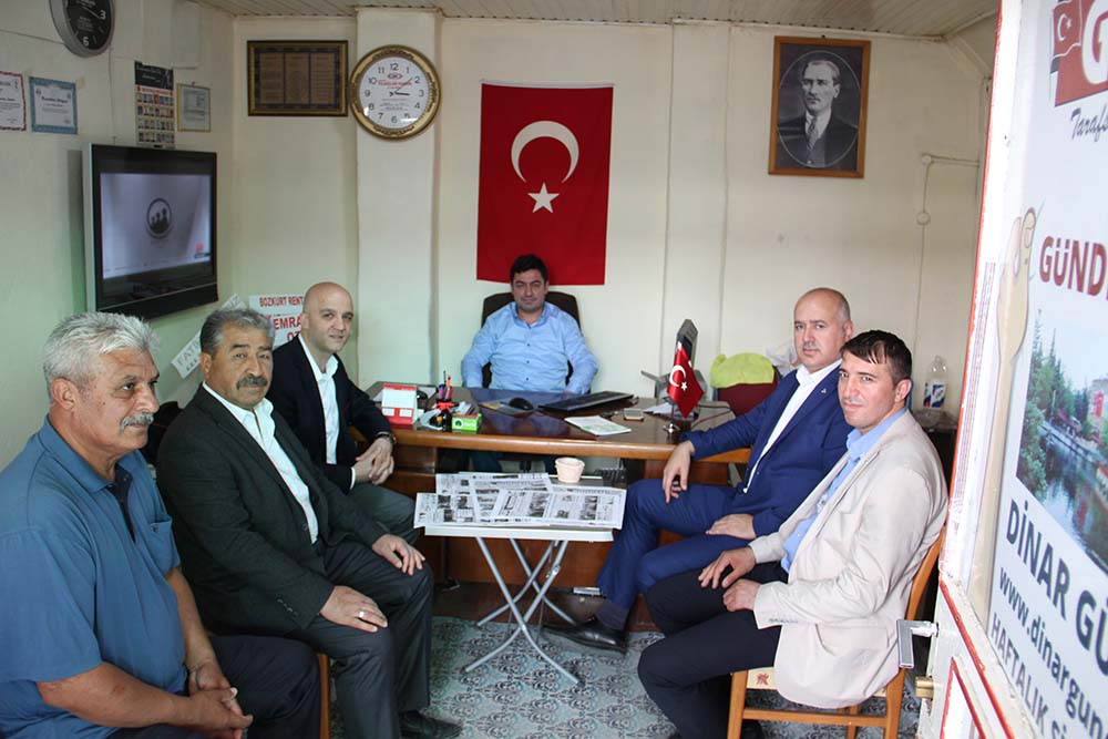 Mhp Afyonkarahisar Millet Vekili Adayı Prof. Dr. Turan Civelek Gazetemizi Ziyaret Etti.