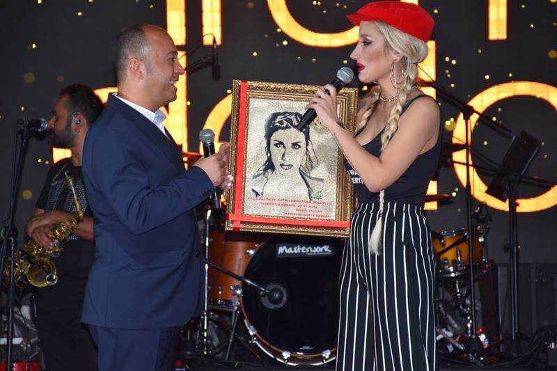 Dazkırı'da İrem Derici Rüzgarı Esti