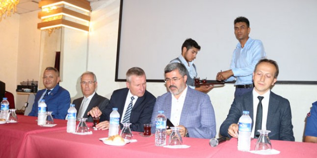Dinar’da Resmi Kurban Bayramı Bayramlaşma Merasimi