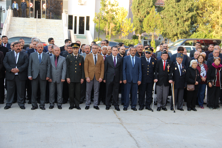 Dinar’da 10 Kasım Atatürk’ü Anma Töreni