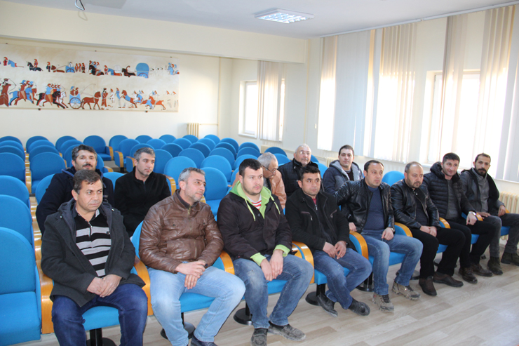 Dinar'da 15 Kişi Kadroya Geçti