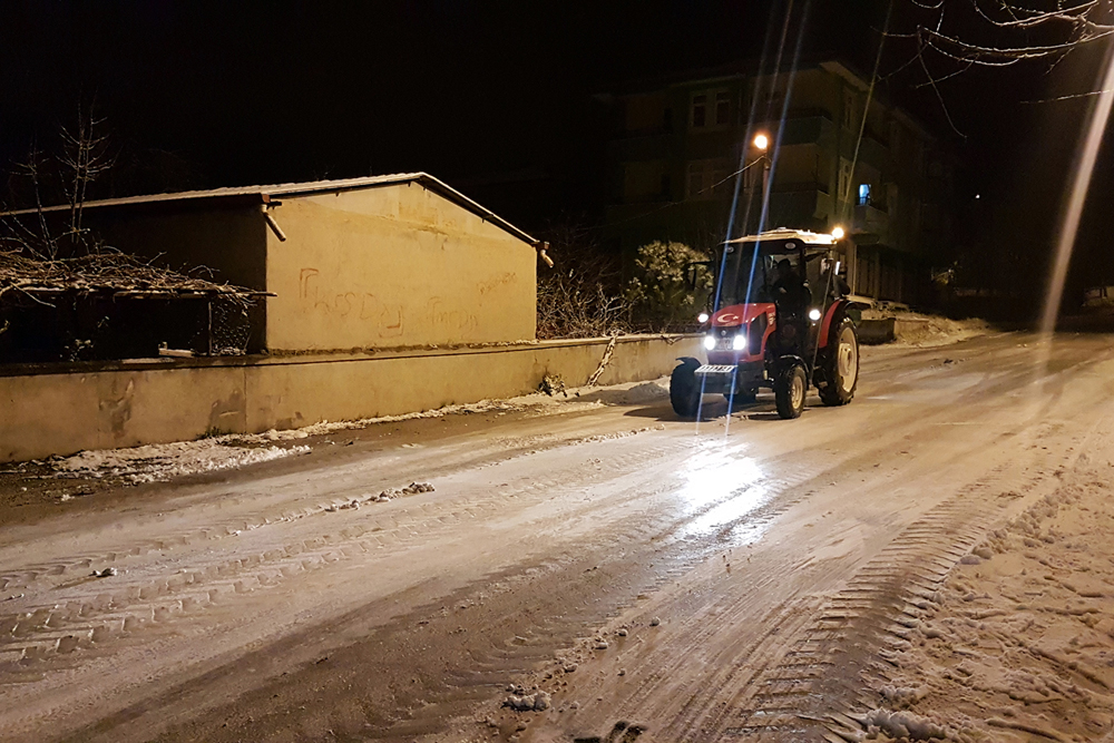 Dinar'da Tuzlama çalışması Yapıldı