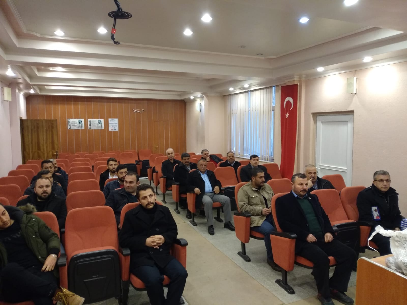 Mesleki Kara Taşıtları Alım Satım Sorumlusu Sınavları Devam Ediyor