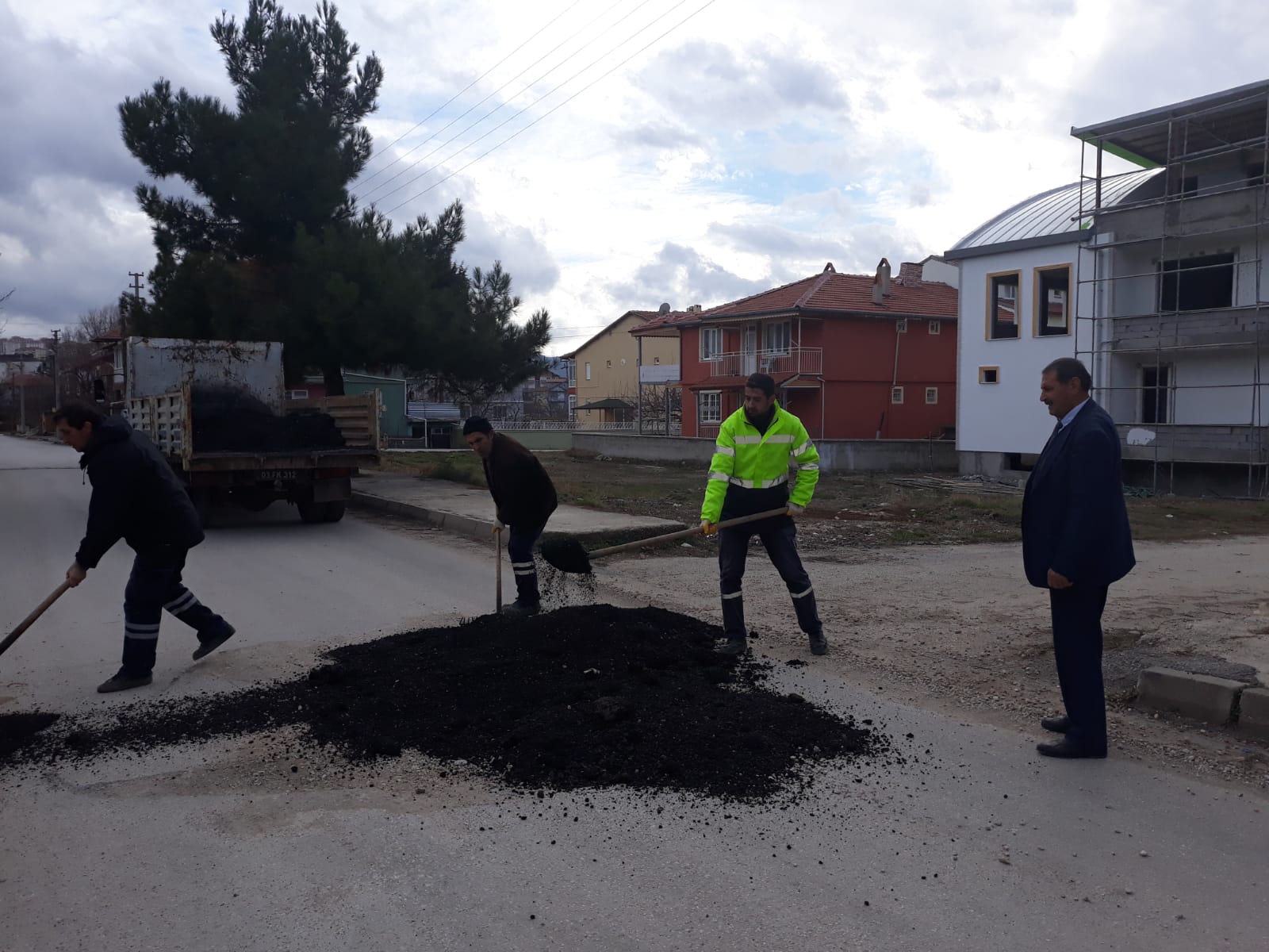 Belediye Ekipleri çalışmalarına Devam Ediyor