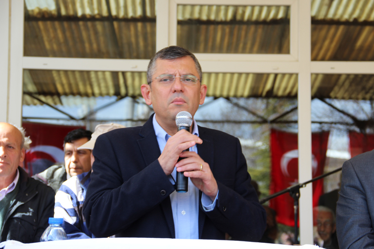 Chp Gurup Başkanvekili özgür özel Evciler’de Halk'a Seslendi