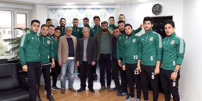 Dinar Belediye Spor Başkan Acar’ı Ziyaret Etti