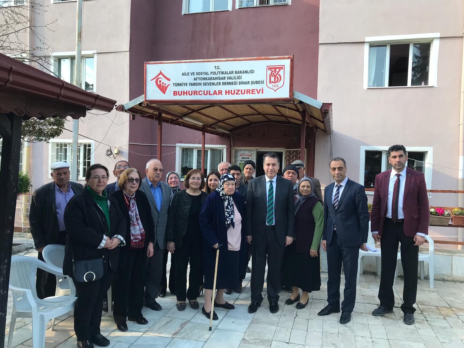 Dinar Kaymakamı Kapankaya’dan Yaşlılara Saygı Ziyareti