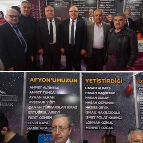 Afyonkarahisar Kitap Fuarında Dinarlı Yazar Ve şairlere Büyük İlgi