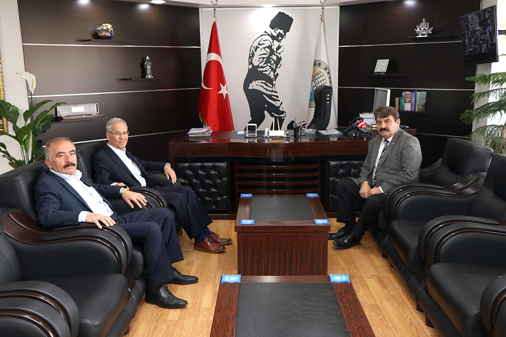 Saffet Acar’dan Belediye Başkanı Nihat Sarı’ya Ziyaret