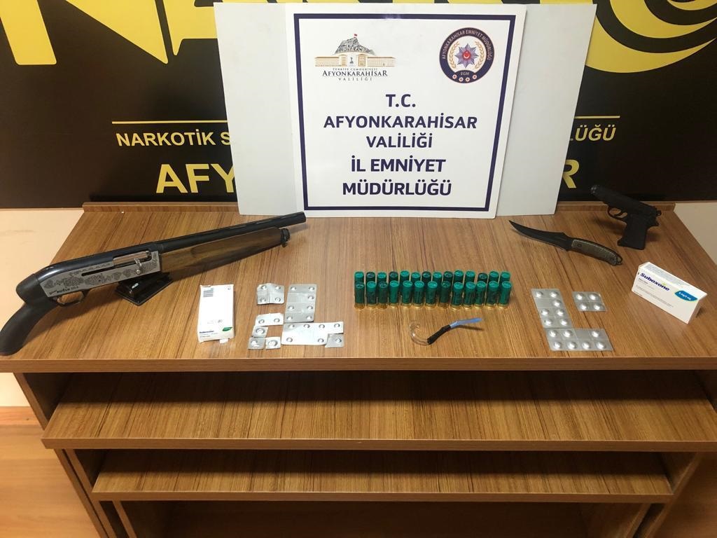 Dinar’da 8 Kişi Tutuklandı