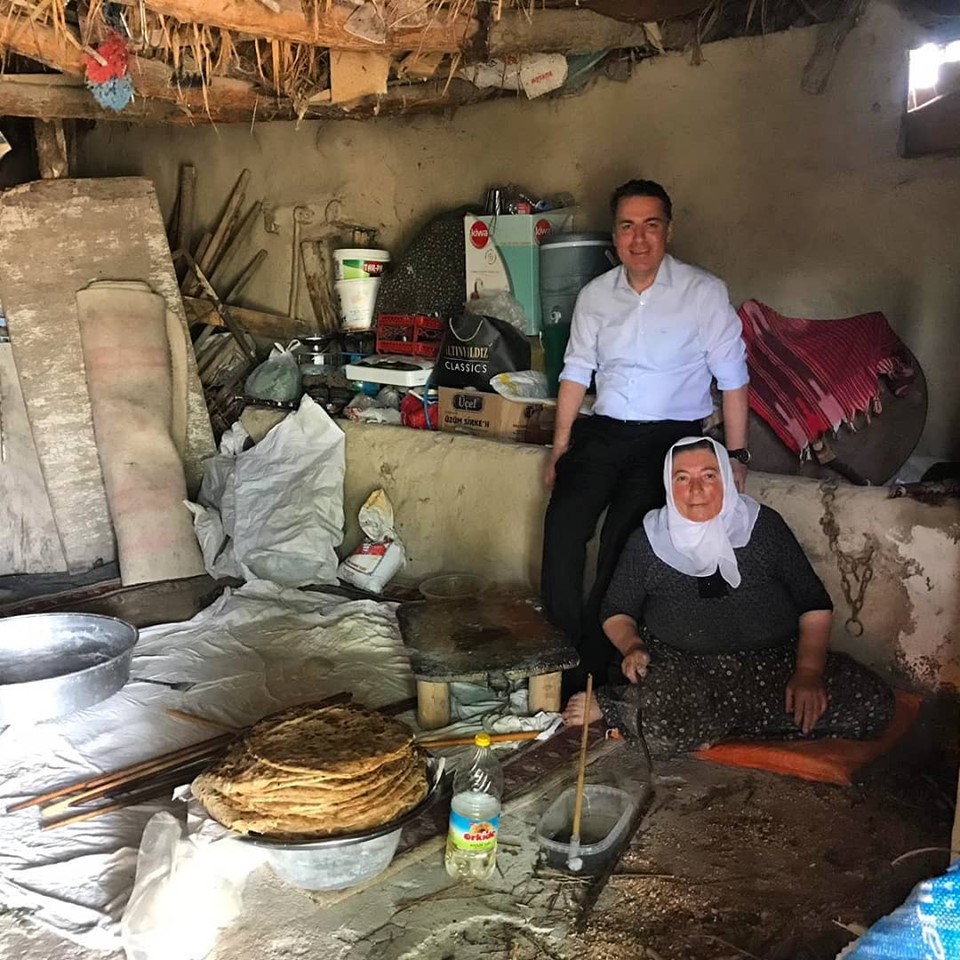 Dinar Kaymakamı Kapankaya, şehit Aileleri Ve Gazi Evlerinde Bayramlaştı