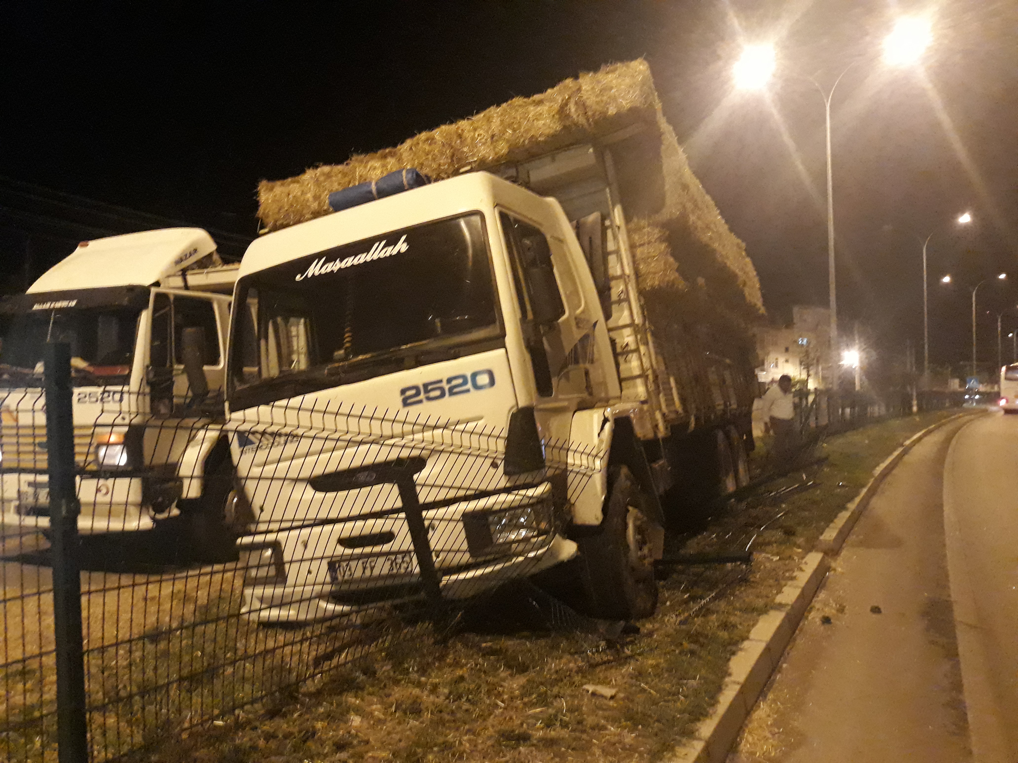 Dinar'da Kamyon şöförü Faciayı önledi