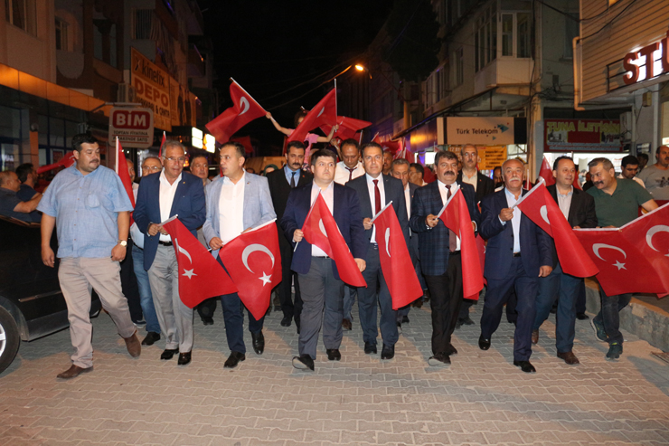 Dinar’da 15 Temmuz Yürüyüşü Düzenlendi
