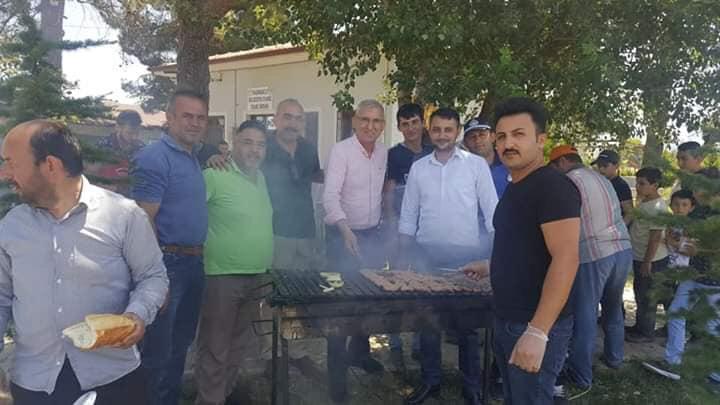 Başmakçı Belediye Başkanı Ayhan Gönüllü Dur Durak Bilmiyor.