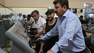 Başkan Sarı Kapalı Spor Salonunu Ziyaret Etti