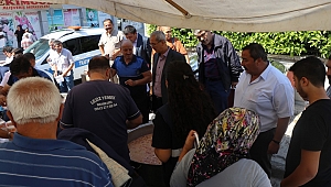 Dinar'da Aşure Dağıtımı Yapıldı