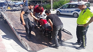 Dinar'da Trafik Ekiplerince Uygulama Yapıldı