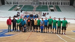 Dinar'da 24 Kasım Öğretmenleri Günü'ne Özel Voleybol Turnuvası